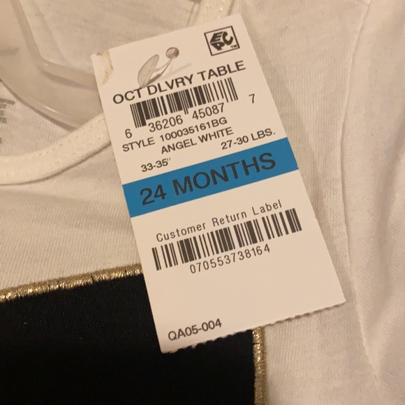 Girls 2 Piece Bow Set - Red Black and White with Gold Stars and Hearts - Picture 6 of 7